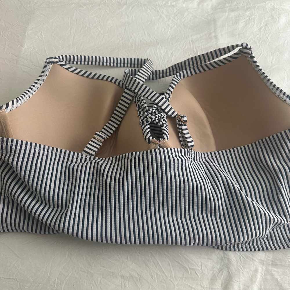 Cacique Swimwear Blue & White Top - Picture 3 of 6